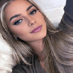 Cryptic ChicksUltra 2026-04-090275