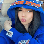 Cryptic ChicksUltra 2026-04-090440