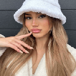 Cryptic ChicksUltra 2026-04-090570