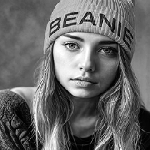 Cryptic ChicksUltra 2026-04-090871