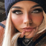 Cryptic ChicksUltra 2026-04-090930