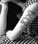 ZaraChicksBWTall040 5 26
