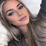 Cryptic ChicksUltra 2026-04-090275