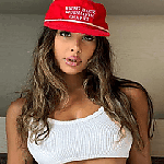 Cryptic ChicksUltra 2026-04-090548