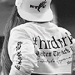 Cryptic ChicksUltra 2026-04-090606