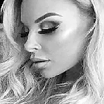 Cryptic ChicksUltra 2026-04-090673