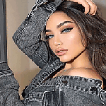 Cryptic ChicksUltra 2026-04-090778